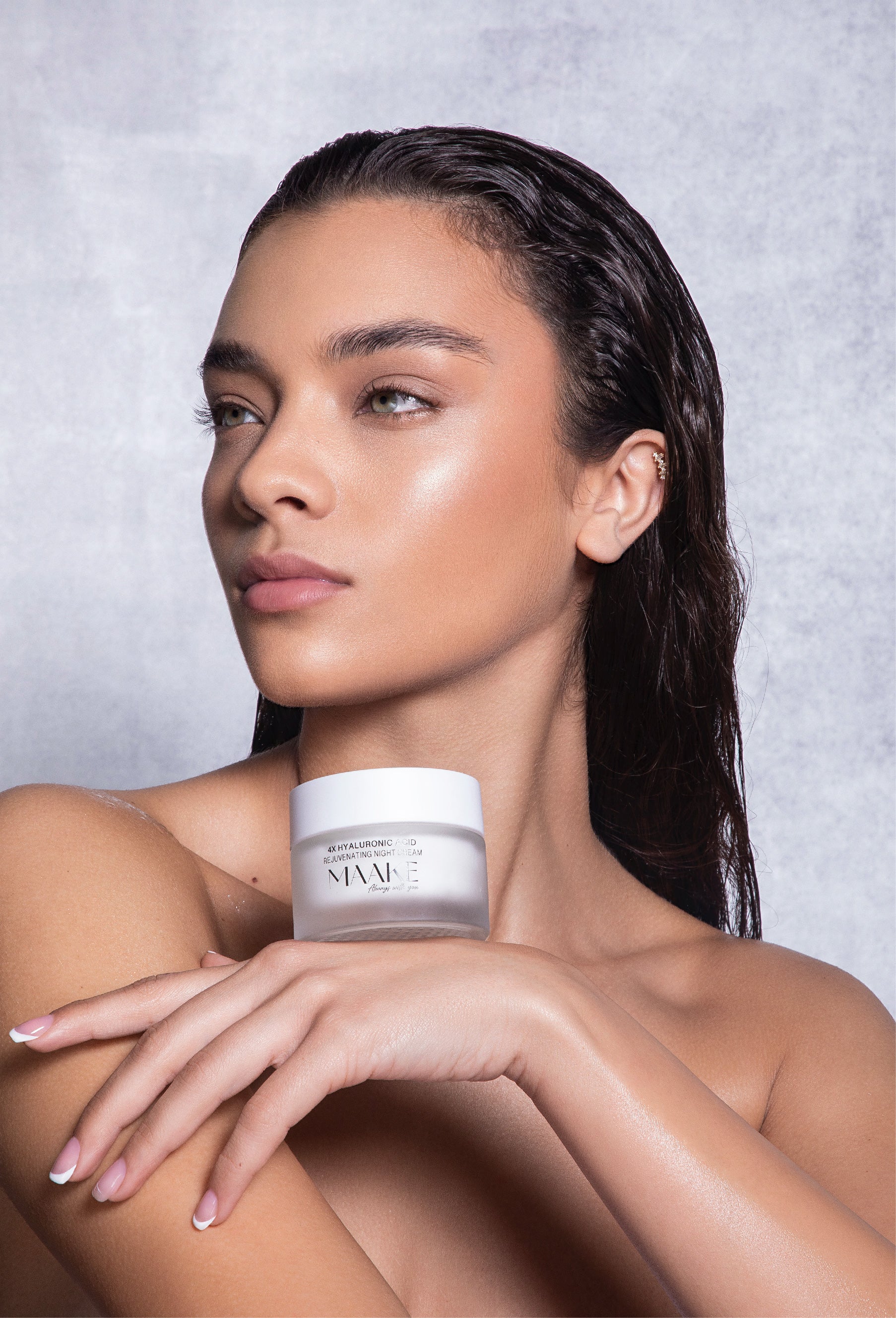 كريم الليل المُجدِّد بحمض الهيالورونيك 4X