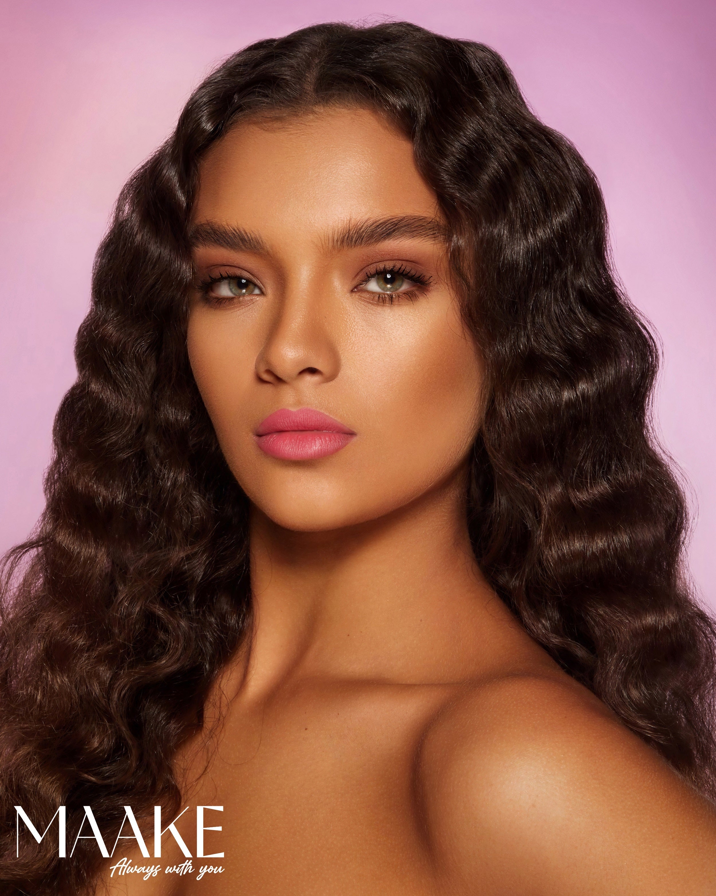 أحمر شفاه مخملي مطفي