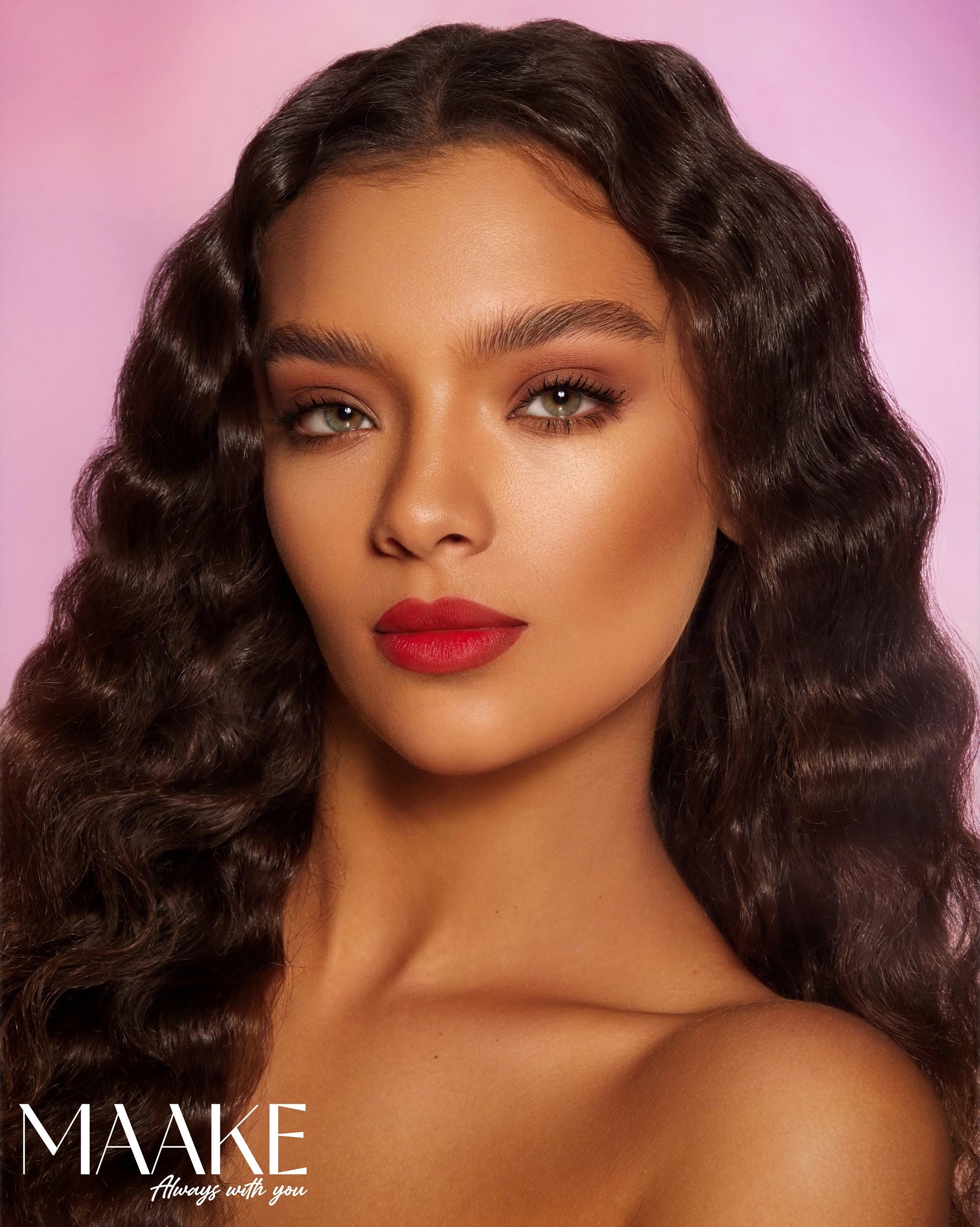 أحمر شفاه مخملي مطفي