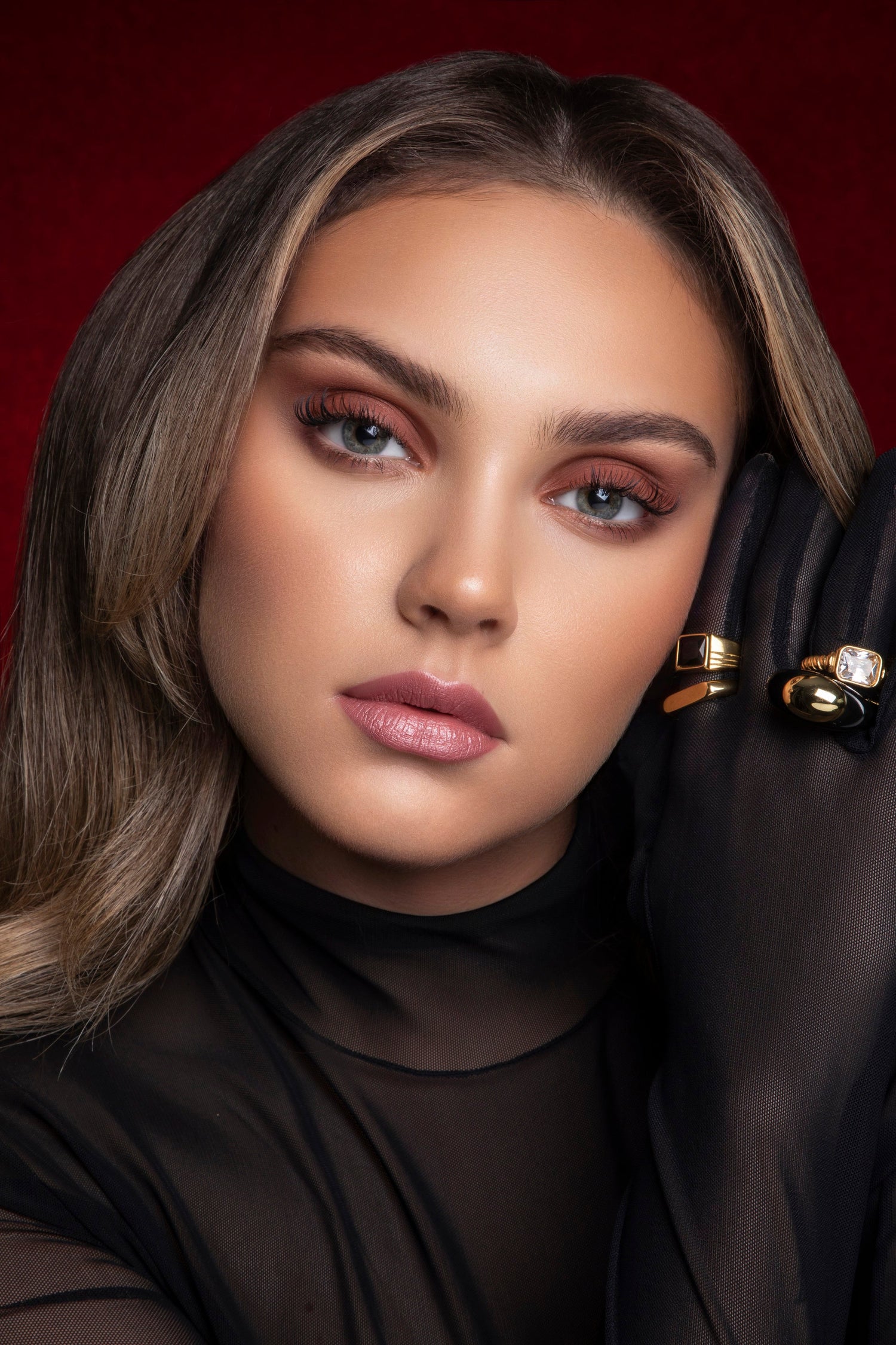 أحمر شفاه لامع ميتاليك 